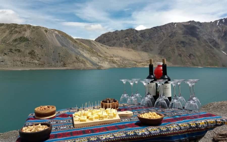 Santiago: Cajón del Maipo & El Yeso Reservoir Tour - The Shells and the changing mountain views