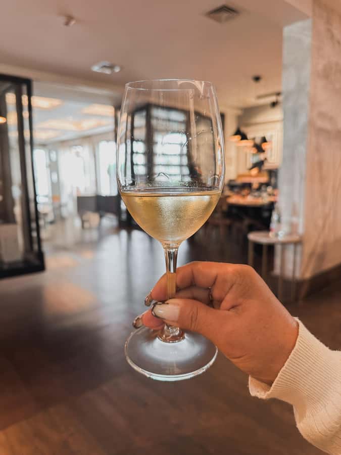 Santiago: Casa del Bosque Winery with Tasting and Lunch - From Santiago to the Casablanca Valley