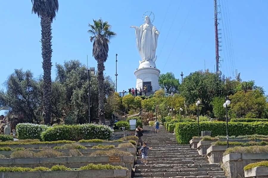 Santiago de Chile: Half-Day City Tour with Local Cuisine - Las Condes, Vitacura, Providencia, and Sanhattan