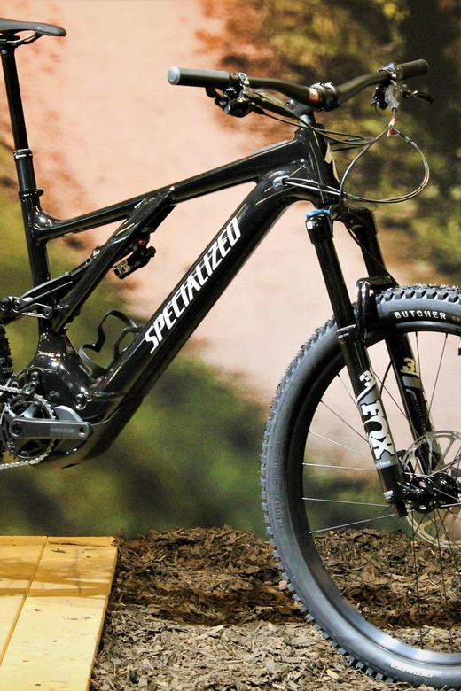 Santiago: E- Mountain Bike Rental to ride in a bike park - Gear, safety, and the real rental conditions