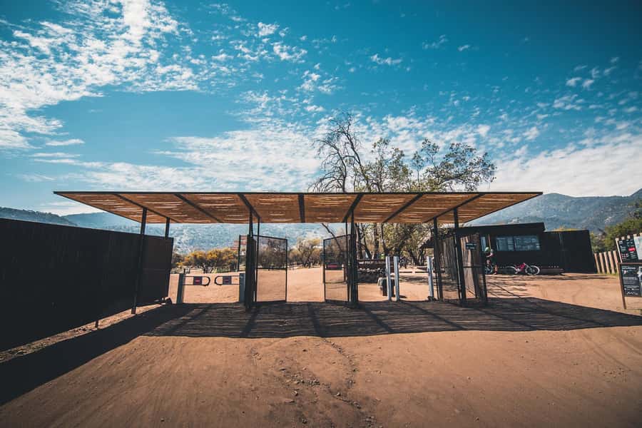 Santiago: E- Mountain Bike Rental to ride in a bike park - Timing, cancellation, and practical planning