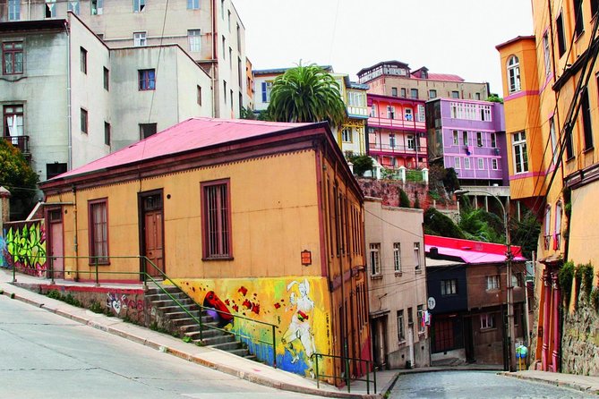 Santiago: Full day tour to Valparaiso and Viña del Mar city - Crossing to Viña del Mar, Chile’s Garden City