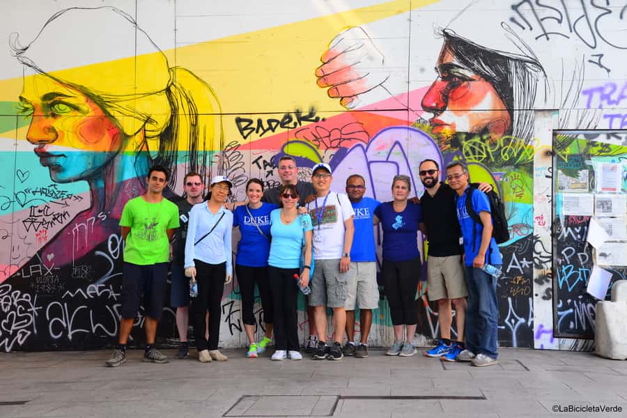 Santiago: Highlights, Parks and Politics Bike Tour - Why this bike tour is different from a standard city ride
