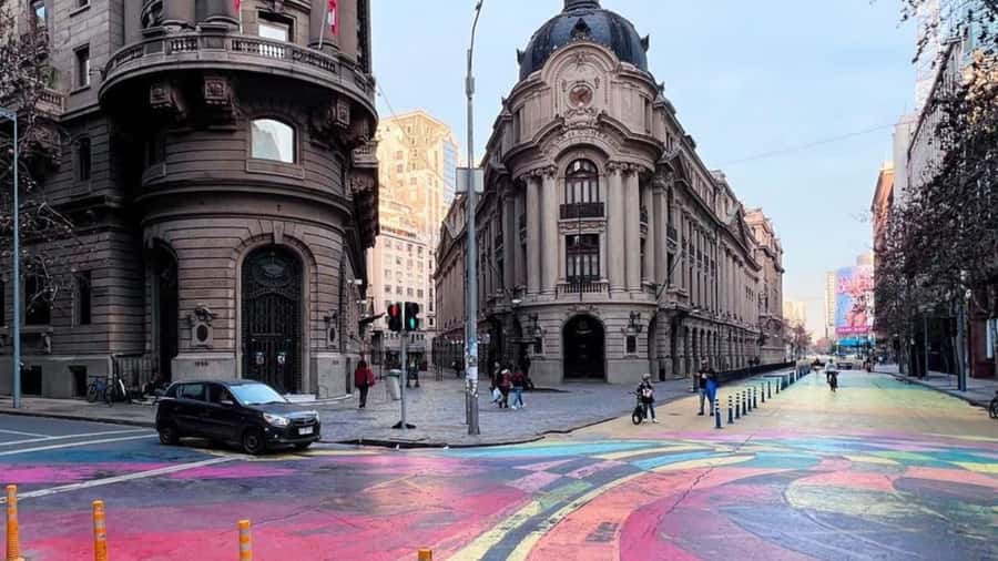 Santiago: Highlights Private City Tour - Santiago in four hours: who this tour suits
