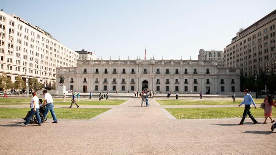Santiago: Highlights Private City Tour - La Moneda and Chile’s difficult recent past