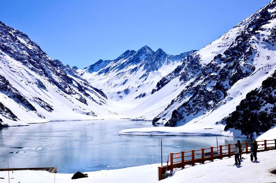 Santiago: Portillo and Laguna del Inca Day Trip with Picnic - Why this Andes day trip is worth considering
