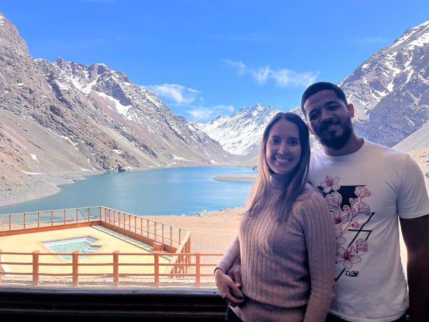 Santiago: Portillo and Laguna del Inca Day Trip with Picnic - Guides, languages, and the group atmosphere