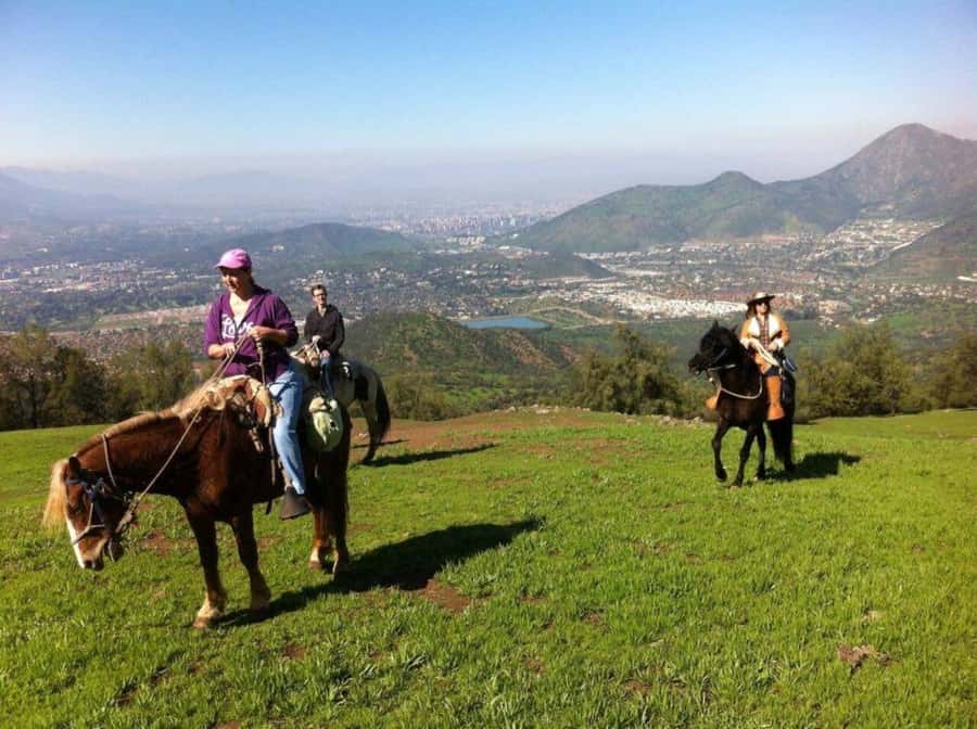 Santiago: Private Andes Foothills Horseback Riding. Half day - Practical details before you reserve