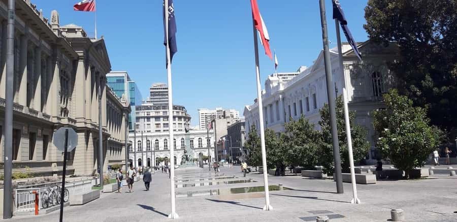 Santiago: Private Half-Day City Tour - Timing, heat, and the pace of the day