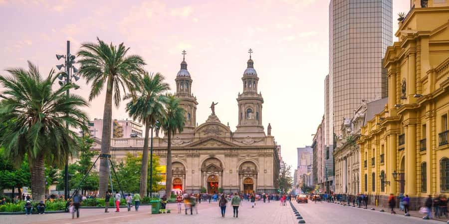Santiago: Private tour, historic center, high altitude viewpoint, cable car - Why the private format is worth considering
