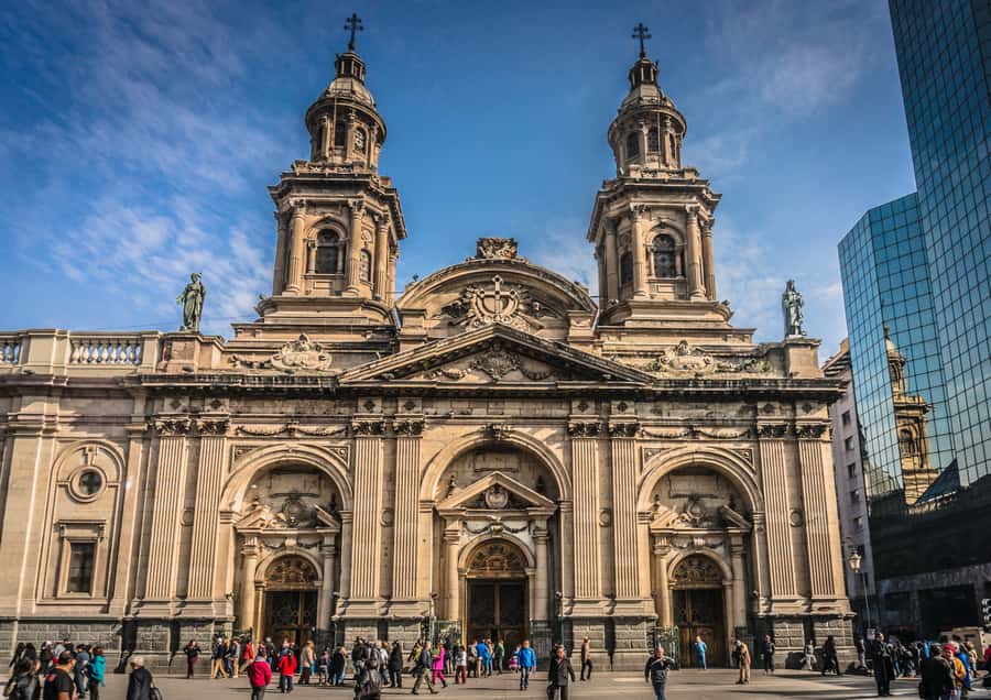 Santiago: The Essentials City Tour & Optional Concha y Toro - Who will enjoy this Santiago introduction