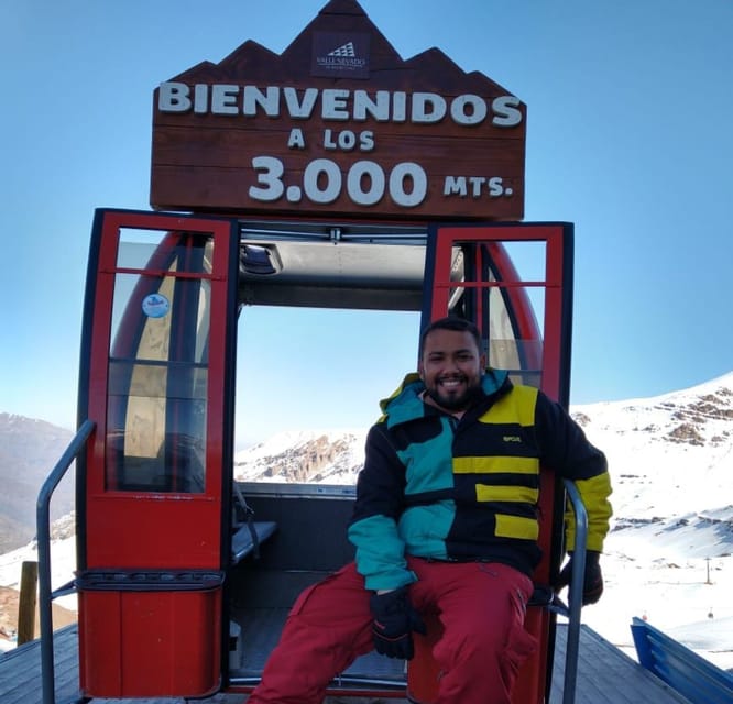 Santiago: Valle Nevado Ski Day Trip with Hotel Transfers - What to expect from the rental stop
