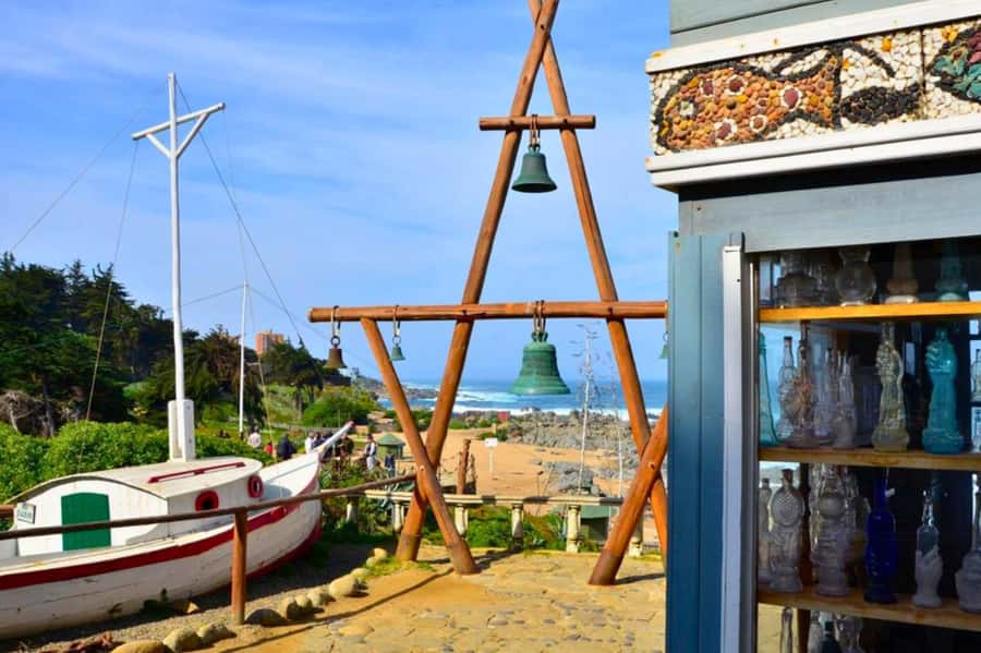Santiago: Veramonte Vineyard, Isla Negra and Algarrobo, - Algarrobo: a short look at Chile’s traditional coast