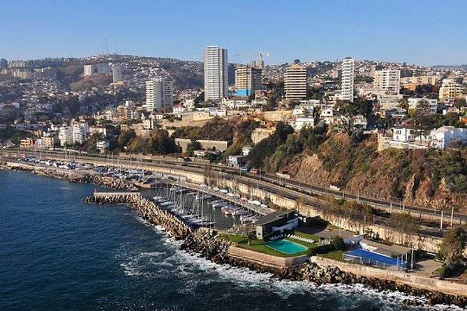 SIB Viña Del Mar and Valparaiso Day Trip from Santiago - Valparaíso’s Hills, Murals, and Funicular Ride