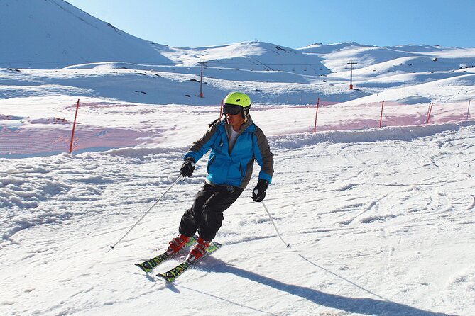 Skiing in Farellones Park: Ski Tickets, Lessons, Transportation and More - The 6:15 a.m. start at Parque Arauco