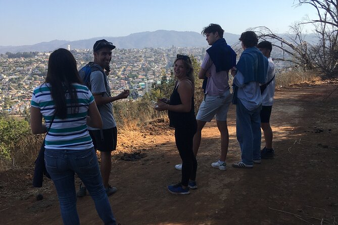 The Beer Trekking - Walking into Fundo el Carmen