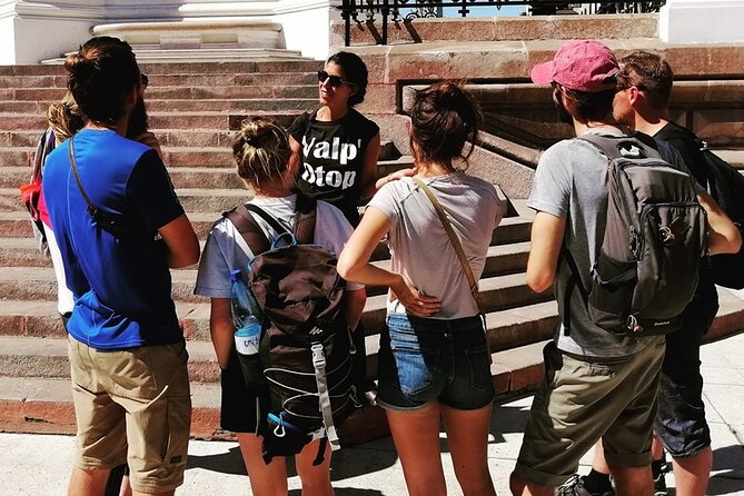 The Tour of Valparaiso in French on foot and in a small group - Why this French tour gives you more than a port walk