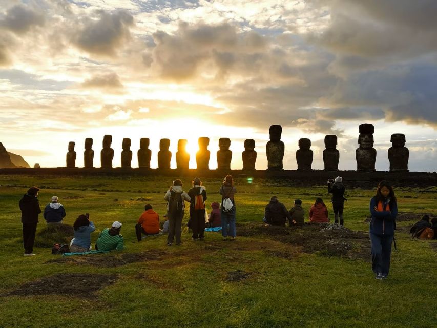 Tongariki Sunrise: Half Day Private Tour - Meeting the moai as the sky changes