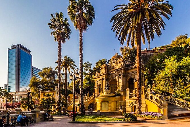 Traditional City Tour - Cerro Santa Lucia: a strong first view of Santiago