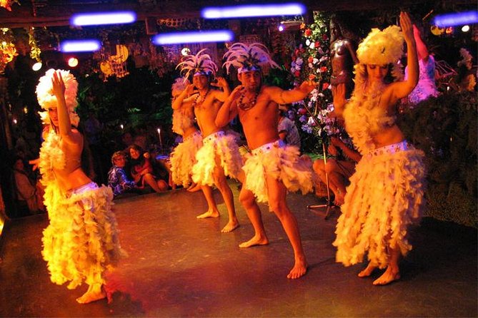 Traditional Dinner Show in Santiago - Key points to know before booking