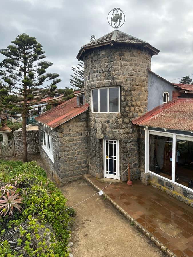 Undurraga + Isla Negra + San Afonso del Mar ----- Full day - Lunch costs extra, and the timing is yours to manage
