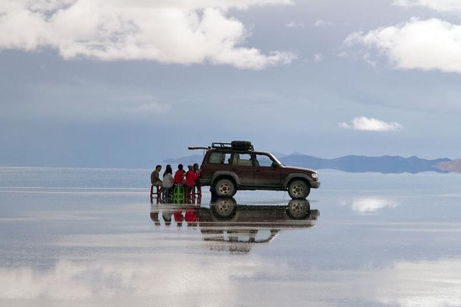 Uyuni Salt Flats 4-days tour from Atacama> private room available - Day one among lagoons, volcanoes, and geysers