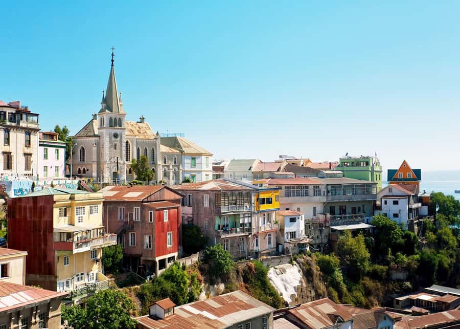 Valparaiso: Guided Walking Tour with Ascensor Rides - Why Valparaiso makes a walking tour worthwhile